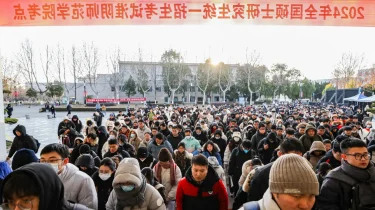 高度人材の過剰生産？中国の大学の学部生・院生数の逆転現象「本研倒掛」（地経学ブリーフィング）